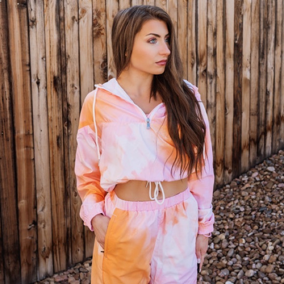 Oversize Cropped Cinchable Windbreaker Jacket Yoga Bitch NWT - Picture 4 of 7